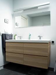 Interesting Ikea Bathroom Vanity Simple Ikea Bathroom Vanity Designing Ideas With Floating Wooden Washing Stand And Brig Ikea Badkamer Badkamer Badkamer Behang