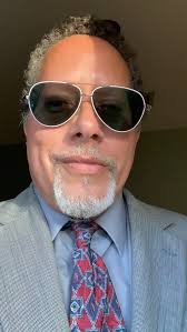 Wearing a Blue & Black Dashiki Shirt to work today representing Nigeria for  African Culture Day. Thanks to @chainupongift 🇳🇬 #nigeria #africa  #africanculture #blackhistorymonth2025 #toto