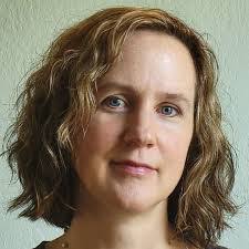 Sarah Arthur's Instagram, Twitter & Facebook