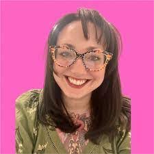 Kellie Sexton's Instagram, Twitter & Facebook