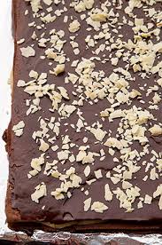 Ungem foaia cu o treime din crema de vanilie. Prajitura Cu Foi Fragede Cu Cacao Si Crema De Vanilie Diva In Bucatarie