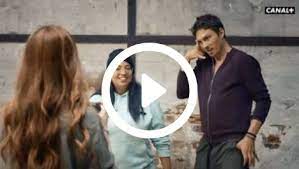 Pour le secourir, et roche tombe inconscient. Videos Guillermo Guiz