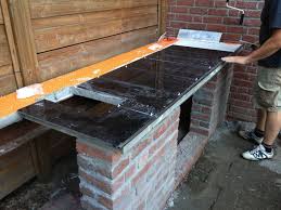 So Gut Wie Fertig In 2020 Mit Bildern Hinterhof Kuche Aussenkuche Aussenkuche Selber Bauen