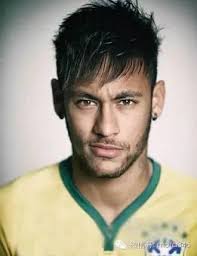 內馬爾 neymar： 挑染二分區髮型 / 圖片來源 總愛比愛心討球迷歡欣的內馬爾，除了實力與個人魅力成正比的爆表，他的髮型也是許多男兒追求的造型， 分區式的「上長側邊短」，看起來俐落清爽 ， 你也可以跟內馬爾一樣 挑染上方的頭髮，好讓自己的造型更加亮. å…§é¦¬çˆ¾å¸¥æ°£çŸ­é«®åœ–ç‰‡å¤§å…¨èŽ«è¥¿ä¹¾å­å½ˆé ­é›žå† é ­æ¬¾æ¬¾é…·çˆ† å£¹è®€