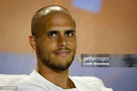 Jason Les, chief executive officer of Riot Blockchain, listens during...  Fotografía de noticias