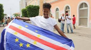 Cabo verde sao vicente mindelo city center cap vert sao vicente mindelo centre ville gopro mp3. Diaspora De Cabo Verde Ajuda A Manter Vivas Tradicoes Do Pais No Exterior Onu News