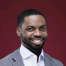 This Valentine's Day, two Booth alums, Addie Epstein, '20, and Wyatt  Lawyer, '20, are celebrating their recent engagement! The pair first met as  Full-Time MBA students in professor Linda Ginzel's…