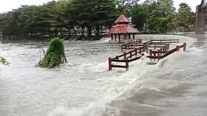 4, lorong ceri 4, taman aman jaya, jalan raja uda: Taman Aman Pond Overflows During Downpour The Star