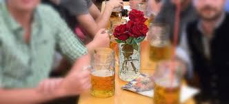 10 testfragen sollen ihnen dabei helfen, ihren umgang mit alkohol zu überprüfen, und sie gegebenenfalls auf risiken und probleme aufmerksam machen. Preisgekronte Reportage Anonyme Alkoholiker Erzahlen Uber Erfolg Und Scheitern Stadt Straubing Idowa