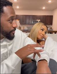 New roommate for piarry