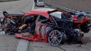 La reseña de un joven arriesgado, signado por la tragedia y su invaluable aporte a la industria. Ayudenme Tengo Miedo De Morir Colombiana Tras Accidente Del Ferrari