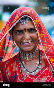 Gypsy ethnic group hi-res stock photography and images