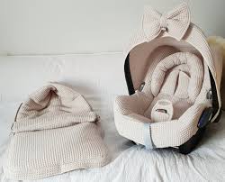 Footmuff Merlijn Pebble Beige Light Sand Waffle Baby Girl Car Seats Baby Car Seats Newborn Carseat