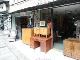 Satmayı düşündüğünüz ikinci el yatak odası takımı, oturma takımı, koltuk takımı, ranza, masa ya da sandalye vb. Ogrenciler Gelmedi Ikinci El Esya Dukkanlarinda Depolar Dolup Tasti Ntv