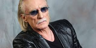 Christophe livre un album beau et travaillé