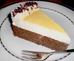 Susse Rezepte Eierlikortorte Eierlikorkuchen Kuchen Und Torten Rezepte Rezept Eierlikorkuchen