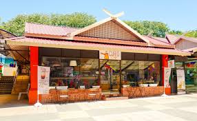 It is located beneath jalan damansara in front of the muzium negara (malay; Eat Drink Kl Curio Cafe Muzium Negara