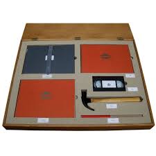 Coffret Maison Starck 3 Suisses Maison 3 Suisses The Starckhouse Dessinee Par Philippe Starck Cette Maison Devait Etre La P 3 Suisses Suisse Philippe Starck