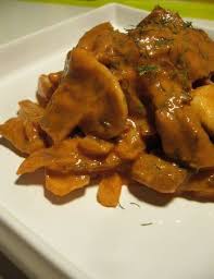 Boeuf Strogonoff Flambe A La Vodka Recette Ptitchef Recette Boeuf Strogonoff Recette Boeuf Stroganoff