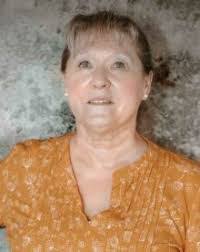 Leila Carr's Instagram, Twitter & Facebook