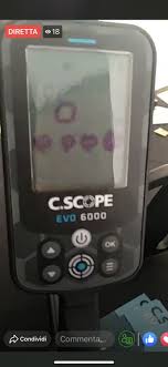 The evo6000 has a large clear display with four round dials so you can see how the detector is set up at a glance. C Scope Evo 6000