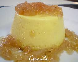 Sformate i flan e serviteli con la salsa. Flan Di Parmigiano Con Confit Di Cipolle Di Tropea Fiordifrolla