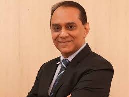 Avi Mehta's Instagram, Twitter & Facebook