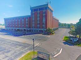 Ophthalmologist Louisville East End Office Bennett Bloom