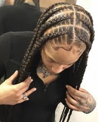 Triangular box braids are a unique style that'll definitely give your hair some edge. Schedule Appointment With The Braid Bar