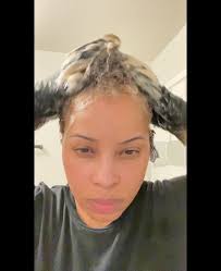 New hair, new bissshhh. #fallhair #fallhaircolor #silkpress #adorehaircolor  #siennabrown #mocha