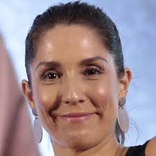 Watch Profugos (2011) TV Series Online