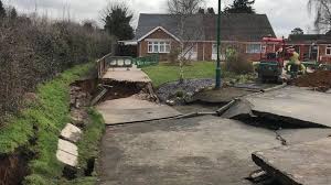 In december, following a spell of image captiona mix of concrete can be used to repair most sinkholes although the causes are the same, the appearance of sinkholes in more densely populated areas can be more difficult to deal with. Barming Homes Without Water Due To Sinkhole Bbc News