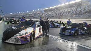 Rain postpones remainder of nascar playoff race at talladega until monday. The Latest Rain Postpones Nascar Race At Daytona A Day