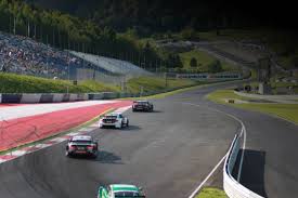 Play online racing games and enjoy best racing cars, bikes, trucks, rickshaw racing, ski, mini kart racing games online. Rennstrecken Racing Car Benz