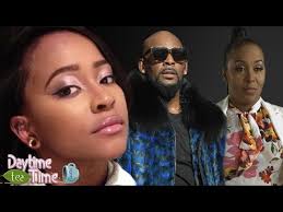 R.Kelly's EX GIRLFRIEND Dominique Gardner says her mom Michelle Kramer is a  LIAR + her mom RESPONDS!