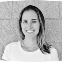 Lisa Darnall's Instagram, Twitter & Facebook