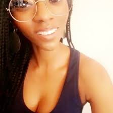 Danielle Golden (goldendanni94)