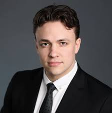 Two students receive prestigious international scholarships