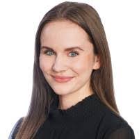 Catherine Geraghty's Instagram, Twitter & Facebook