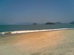 Em uma área ainda sem moradias, esta praia é uma boa opção para aqueles que buscam tranqüilidade e estar mais em contato com a natureza. Praia Da Mococa Em Caraguatatuba Sp Br Mapio Net