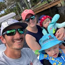 What are you guys using for trolling motor plugs? Thanks in advance 👊🏾