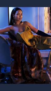 Beyonce Looks Gorgeous With Black Hair Beyonce Queen Beyonce Beyonce Giselle Knowles Carter