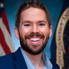 Dante Buckley's Instagram, Twitter & Facebook