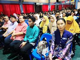Specialize in male and female, secondary education and malay. Majlis Pengumuman Keputusan Peperiksaan Spm Di Sm St Michael Penampang Kementerian Sains Teknologi Dan Inovasi Sabah