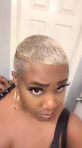 New haircut🔥🔥 shout to my barber @1Whoaski #fypシ゚viral #fypage  #foryoupage #femaledj #trending #chicago #newcut #girlfade #platnium  #baldgirl #shorthair #boa #megantheestallion #vibe#cutsandfades ...