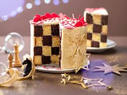 Decouvrez Notre Recette Facile Et Rapide De Gateau Echiquier D Alice Au Pays Des Merveilles Sur C Dessert Original Alice Au Pays Des Merveilles Gateau Desserts
