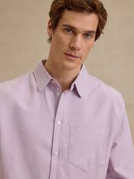 DAN FOX APPAREL Rovný strih Košeľa 'Kimi' vo farbe Orgovánová