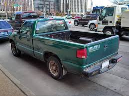 curbside classic 1999 isuzu hombre when is an s 10 not an s 10 curbside classic curbside classic 1999 isuzu hombre