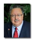 Distinguished Leaders to be Awarded President's Medallion, Honorary  Doctorates at UH Commencement