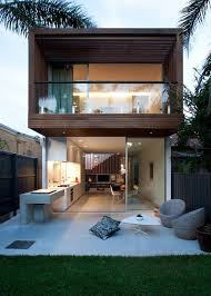 Contemporary Home In Sydney Australia Small Modern House Exterior Modern House Exterior Contemporary House